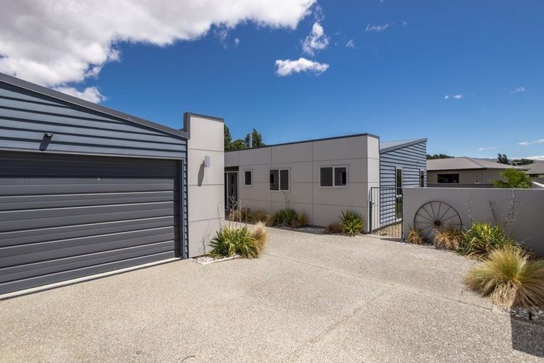 Photo of property in 7 Walnut Grove, Alexandra, 9320