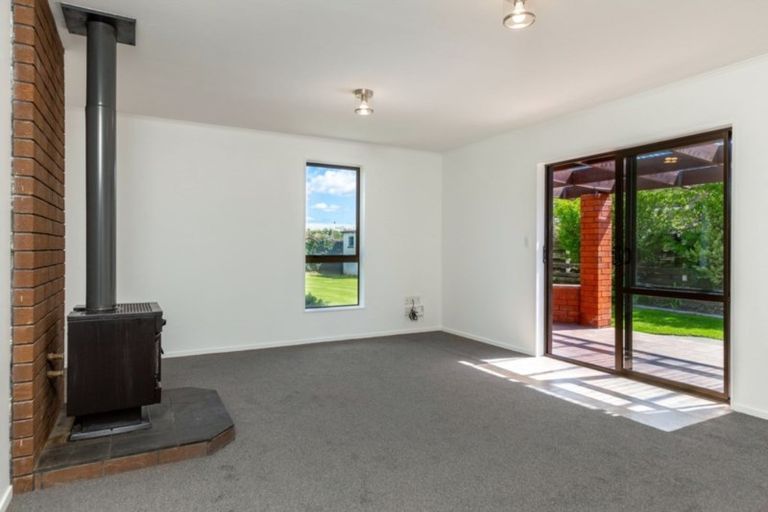 Photo of property in 15 Washington Crescent, Redwoodtown, Blenheim, 7201