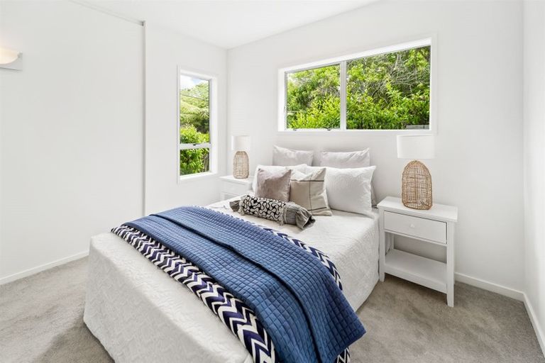 Photo of property in 26 Macnay Way, Murrays Bay, Auckland, 0630