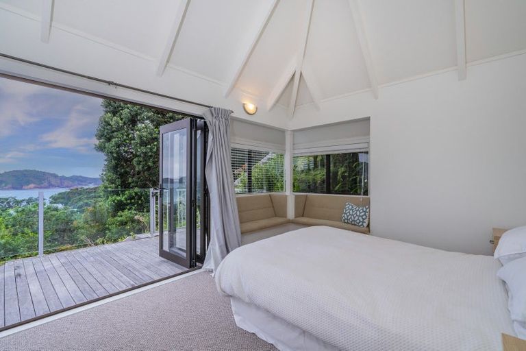 Photo of property in 5 Florence Place, Hahei, Whitianga, 3591