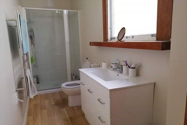 Photo of property in 22 Kenwyn Terrace, Newtown, Wellington, 6021