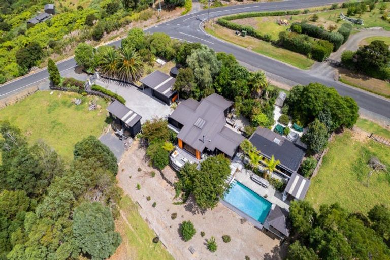 Photo of property in 170 Oyster Point Road, Kaukapakapa, Warkworth, 0984