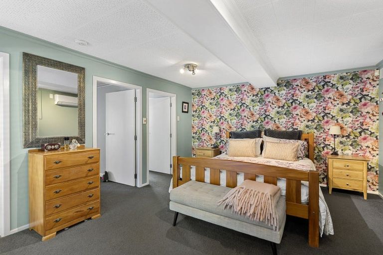 Photo of property in 13 Evelyn Road, Cockle Bay, Auckland, 2014