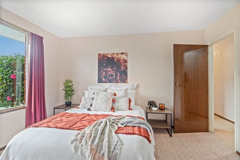 Photo of property in 74 Westlake Drive, Halswell, Christchurch, 8025