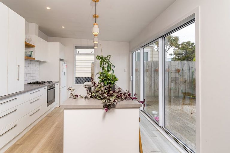 Photo of property in 17 Peel Street, Mornington, Dunedin, 9011
