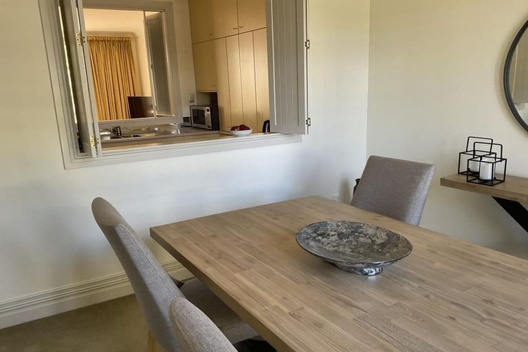 Photo of property in 154 Tinakori Road, Thorndon, Wellington, 6011