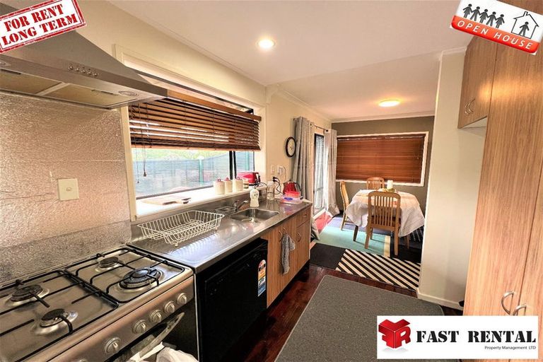 Photo of property in 140 Moore Street, Hillcrest, Auckland, 0627