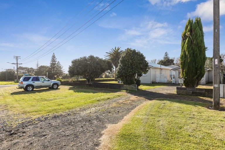 Photo of property in 48 Mouatt Street, Waitara, 4320