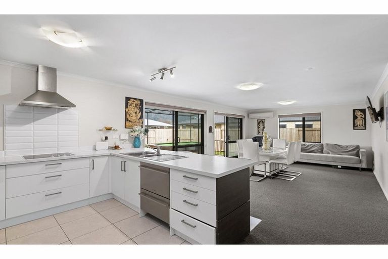 Photo of property in 8 Sundale Drive, Te Aroha, 3320