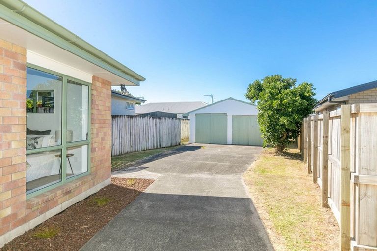 Photo of property in 11a Mahana Road, St Andrews, Hamilton, 3200