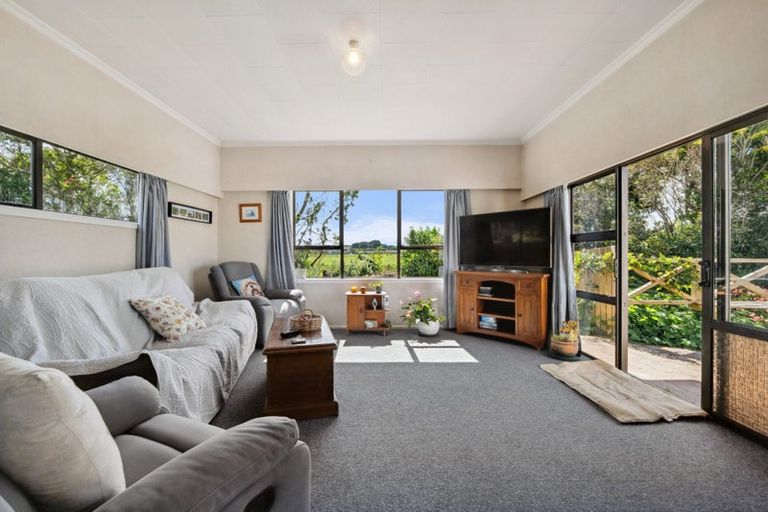 Photo of property in 525 Auroa Road, Auroa, Hawera, 4678