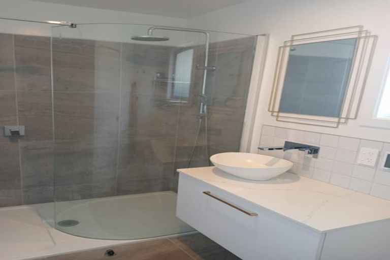 Photo of property in 2/6 Timbertop Lane, Saint Martins, Christchurch, 8022