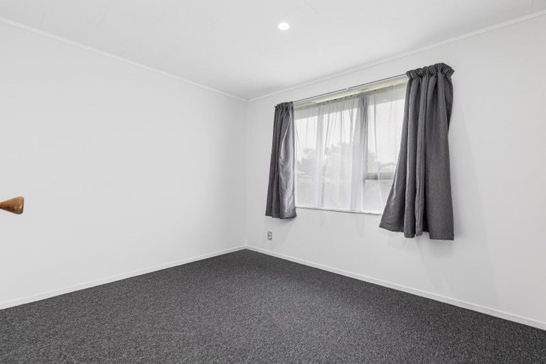 Photo of property in 2/45 Dominion Road, Papakura, 2110