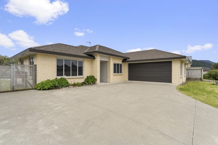 Photo of property in 3 Soldiers Way, Paraparaumu, 5032
