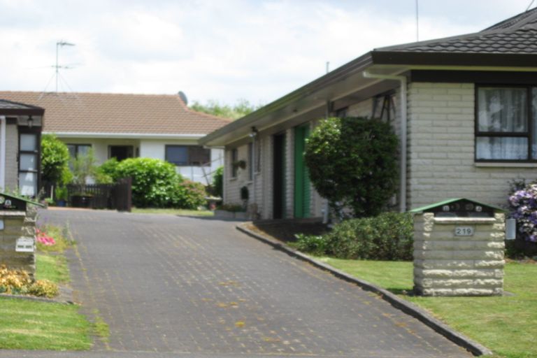Photo of property in 219a Queen Street, Pukekohe, 2120