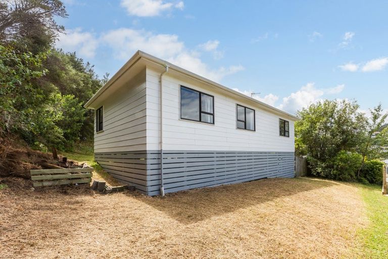 Photo of property in 19 Staithes Drive North, Whitby, Porirua, 5024