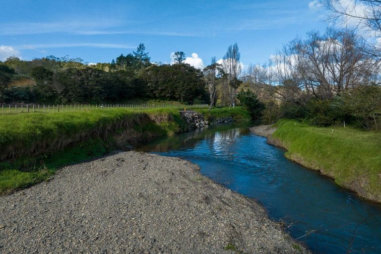 Photo of property in 10 Doel Road, Kawakawa, 0282