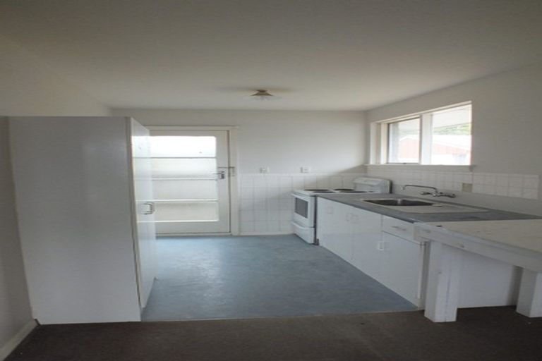 Photo of property in 3/6 Division Street, Riccarton, Christchurch, 8041