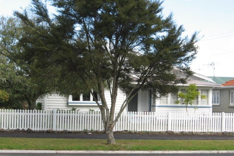 Photo of property in 38 East Street, Claudelands, Hamilton, 3214