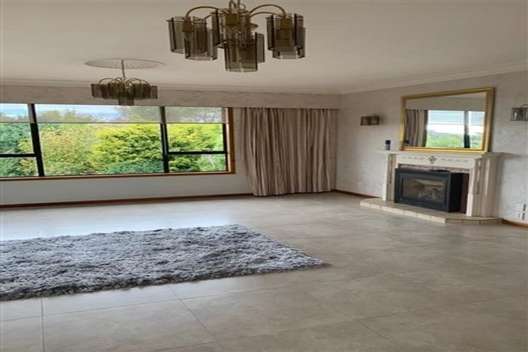 Photo of property in 53h Doralto Road, Frankleigh Park, New Plymouth, 4310