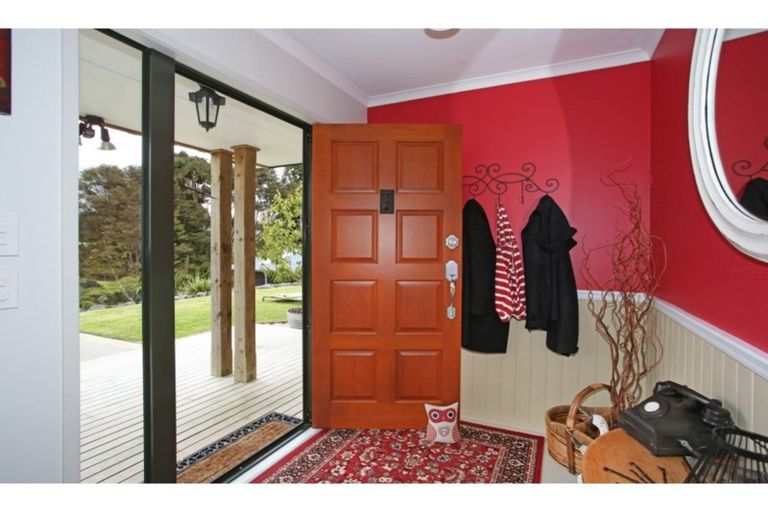 Photo of property in 20 Phillips Road, Ness Valley, Papakura, 2585