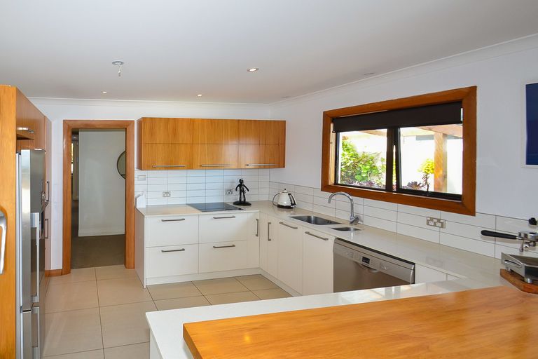 Photo of property in 375 Tomahawk Road, Ocean Grove, Dunedin, 9013