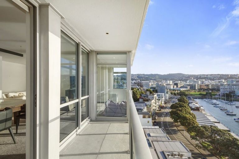 Photo of property in Dorchester Apartments, 144 Oriental Parade, Oriental Bay, Wellington, 6011