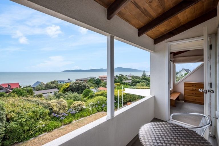 Photo of property in 138-142 Rosetta Road, Raumati South, Paraparaumu, 5032