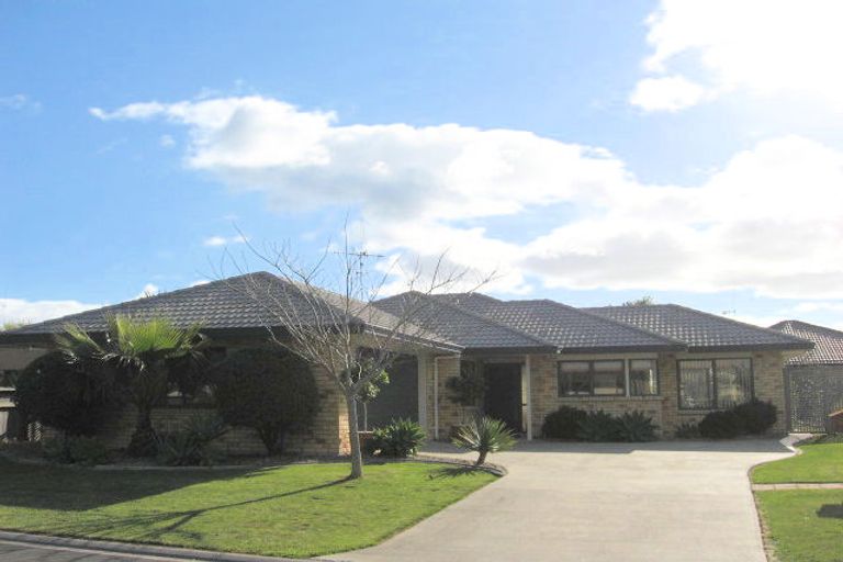 Photo of property in 6 Evansbel Place, Papamoa Beach, Papamoa, 3118