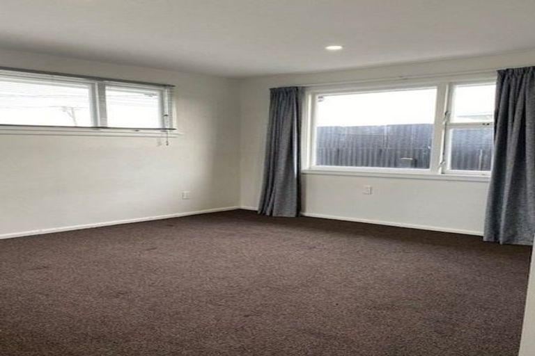 Photo of property in 74 Ensign Street, Halswell, Christchurch, 8025