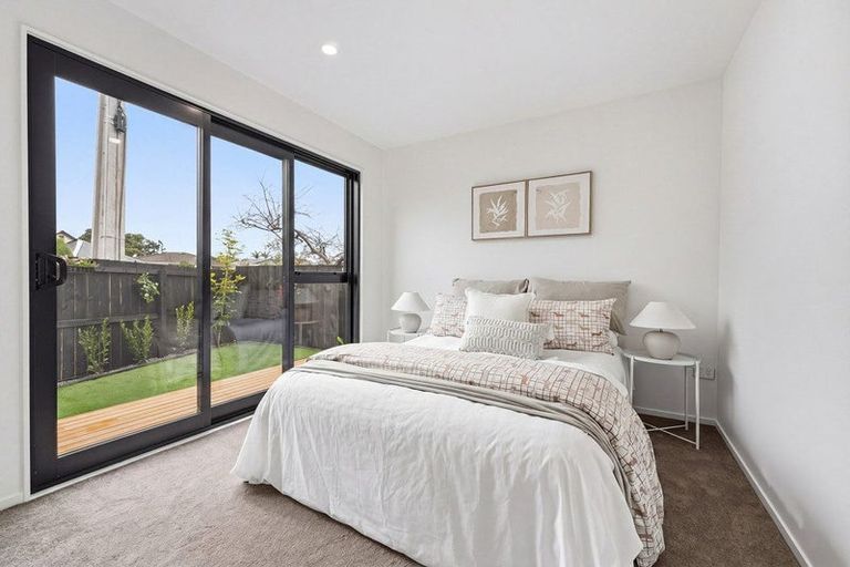 Photo of property in 8d Stanley Avenue, Milford, Auckland, 0620