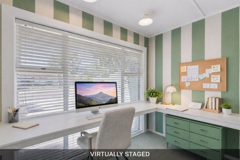 Photo of property in 5a Andrew Street, Waikanae, 5036