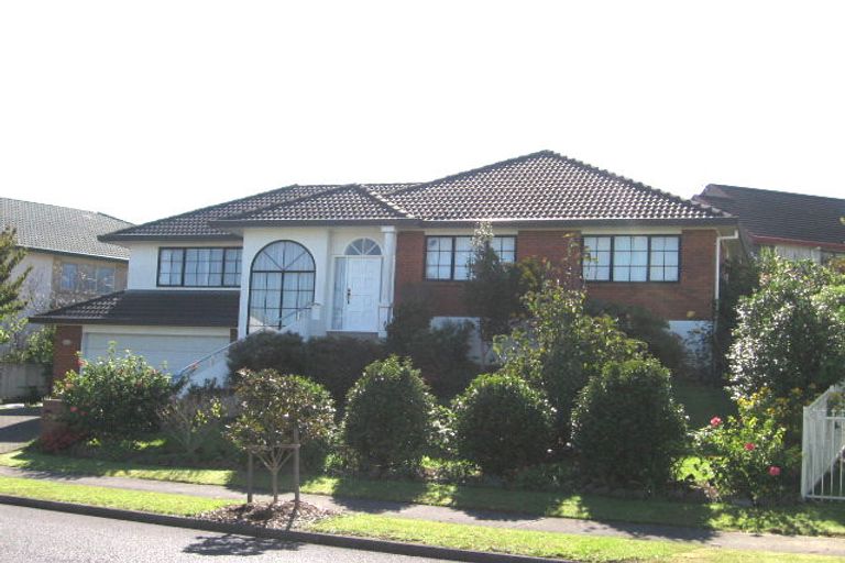 Photo of property in 6 Woodgers Way, Somerville, Auckland, 2014