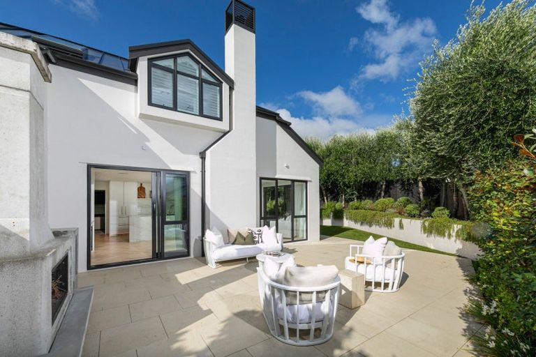 Photo of property in 78a Rame Road, Greenhithe, Auckland, 0632