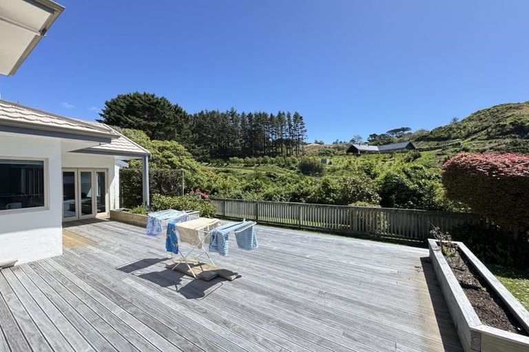 Photo of property in 43 Furlong Crescent, Churton Park, Wellington, 6037
