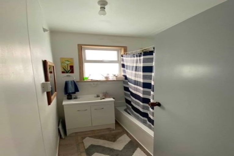 Photo of property in 3 Rudyard Crescent, Johnsonville, Wellington, 6037