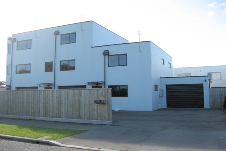 Photo of property in 3 Walpole Street, Waltham, Christchurch, 8023