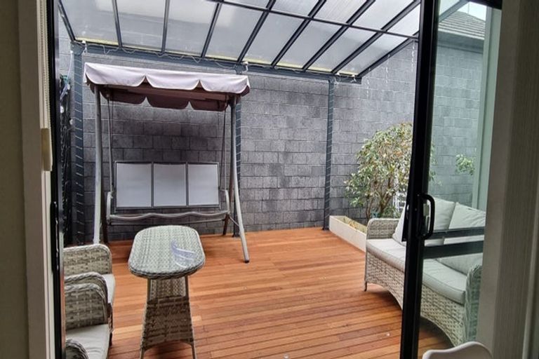 Photo of property in 7 Vigour Lane, Papakura, 2110