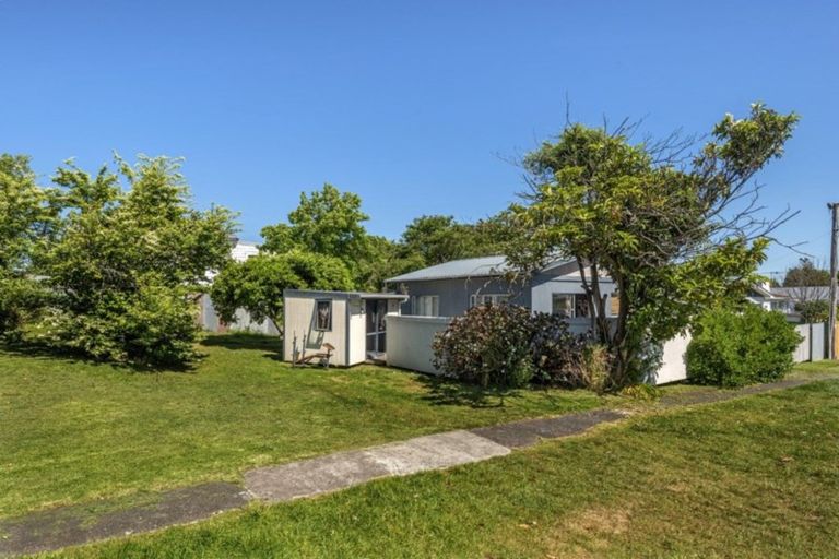 Photo of property in 11 Devery Street, Mangapapa, Gisborne, 4010
