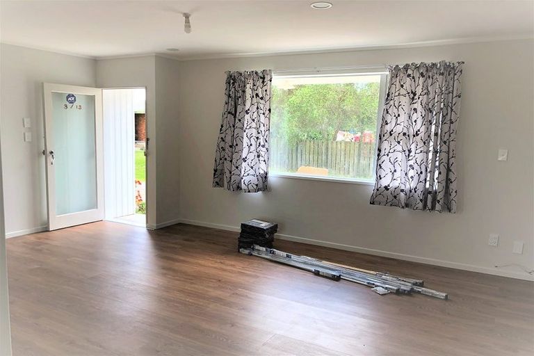 Photo of property in 2/13 Huia Road, Papatoetoe, Auckland, 2025