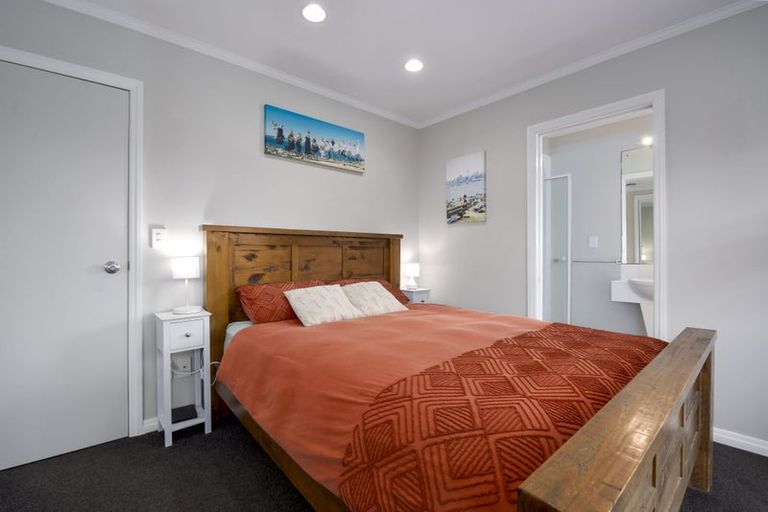 Photo of property in 95a Brightside Road, Stanmore Bay, Whangaparaoa, 0932