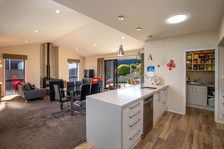 Photo of property in 6 Chandler Crescent, Clyde, 9330