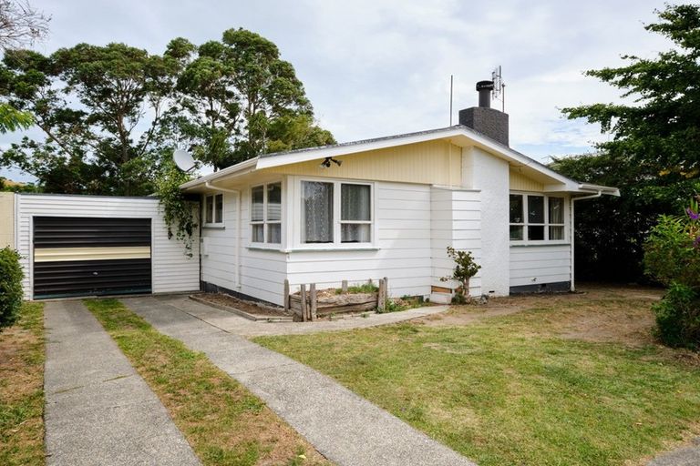 Photo of property in 15 Einstein Street, Outer Kaiti, Gisborne, 4010