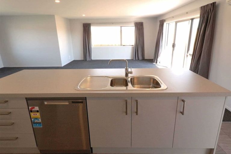 Photo of property in 37 Craig Thompson Drive, Lincoln, 7608