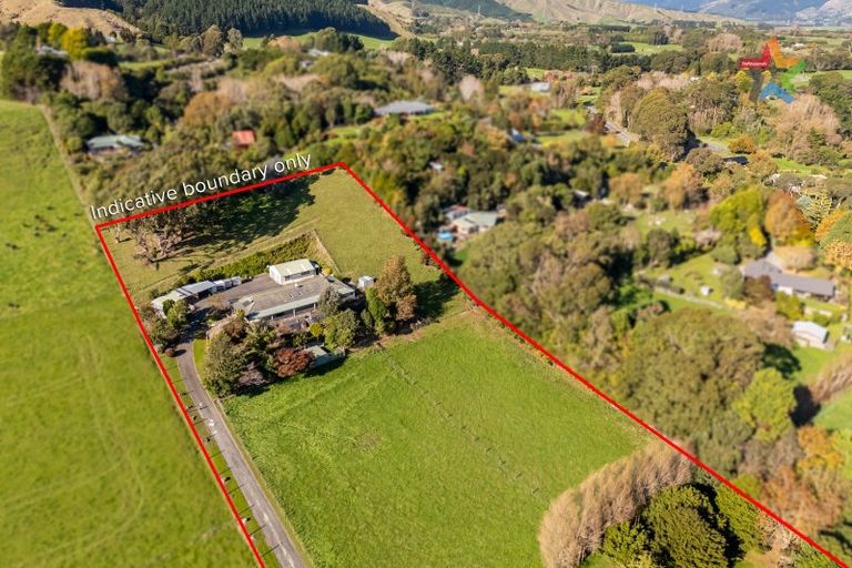 Photo of property in 80 Greenwood Boulevard, Otaki, 5512