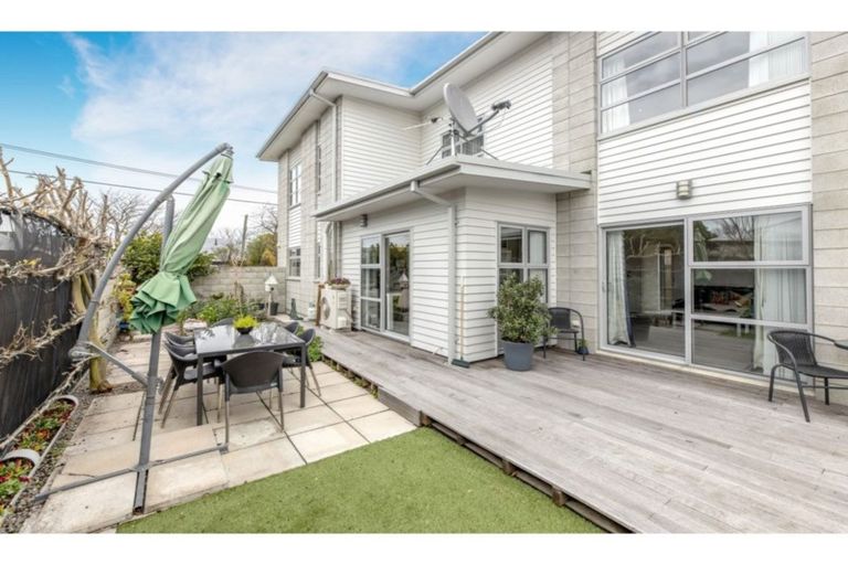 Photo of property in 48b Dickens Street, Addington, Christchurch, 8024