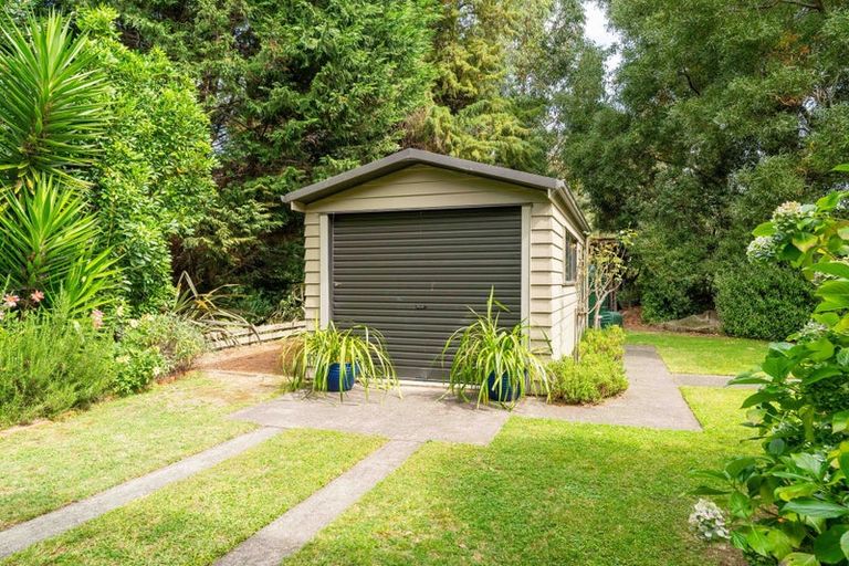 Photo of property in 174 Mapara Road, Acacia Bay, Taupo, 3385