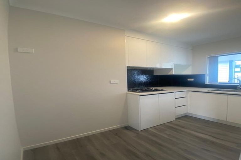 Photo of property in 35 Lisnoble Road, Flat Bush, Auckland, 2019