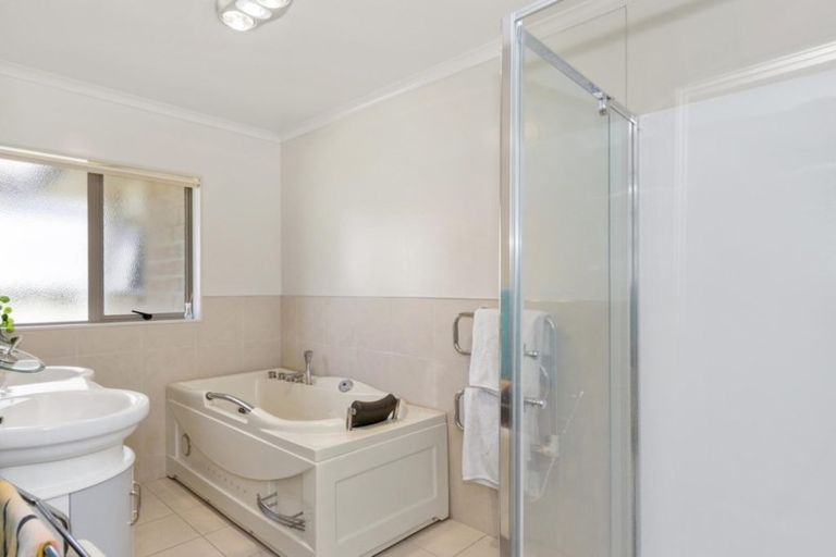 Photo of property in 45 Danny Place, Pyes Pa, Tauranga, 3112