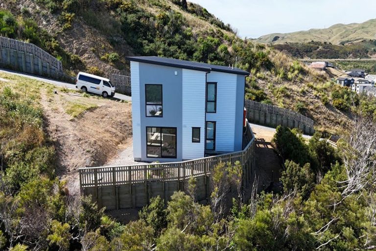 Photo of property in 24 Camber Drive, Whitby, Porirua, 5024